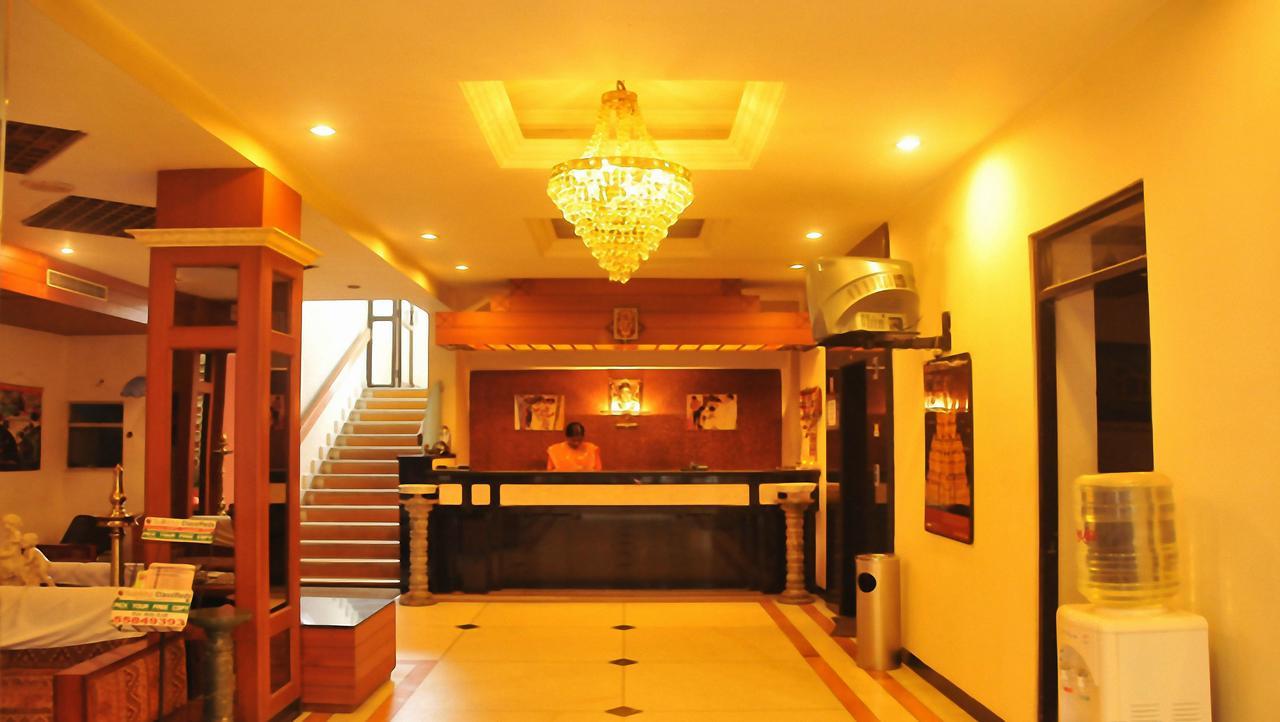 Balajee Palace Hotel Hyderabad Esterno foto